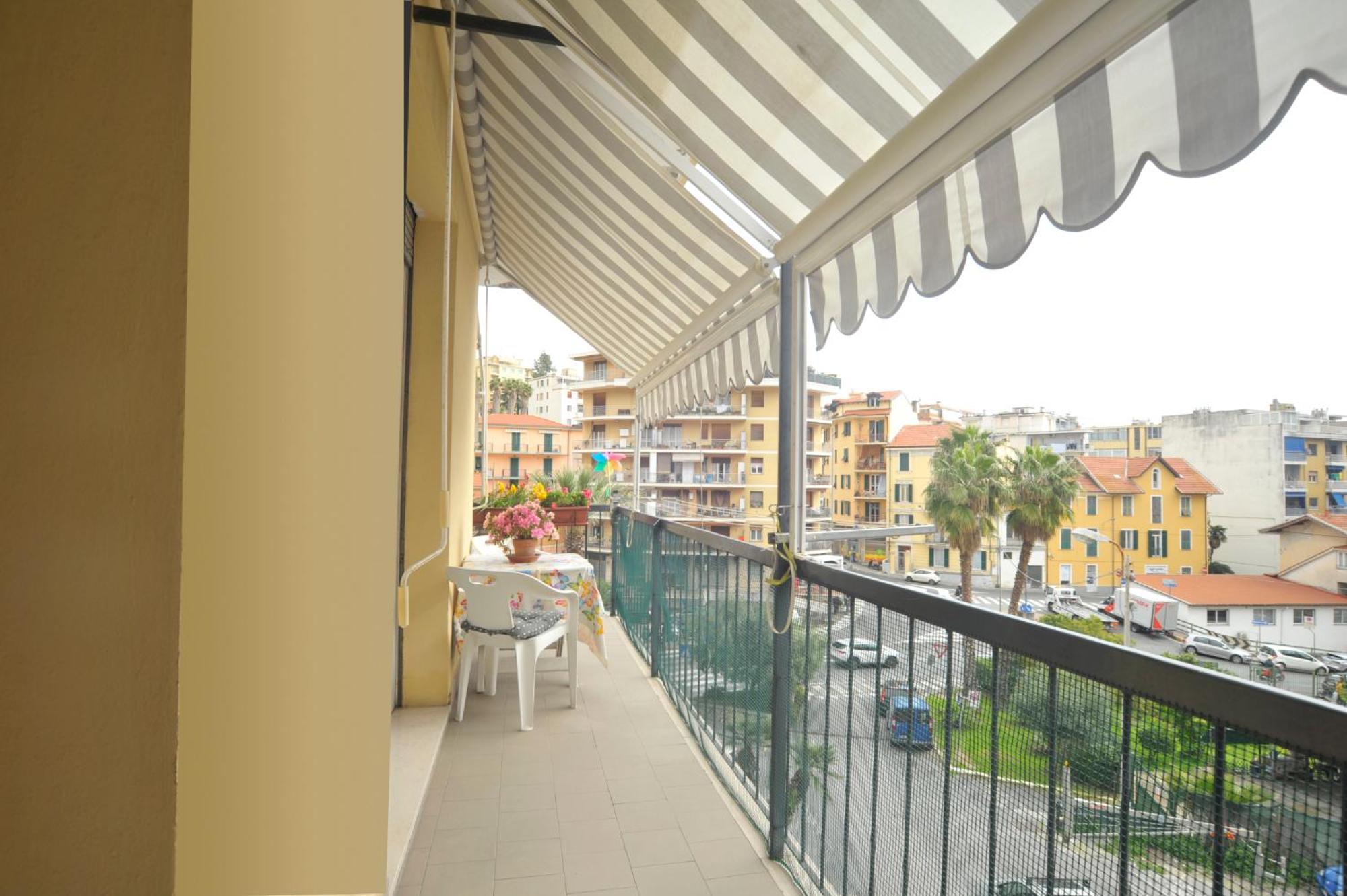 Appartement Casa Carina Centro Citta Con Garage Privato à San Remo Extérieur photo